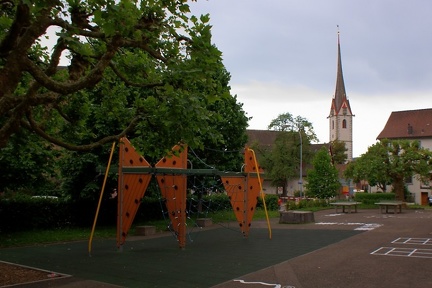 r12
