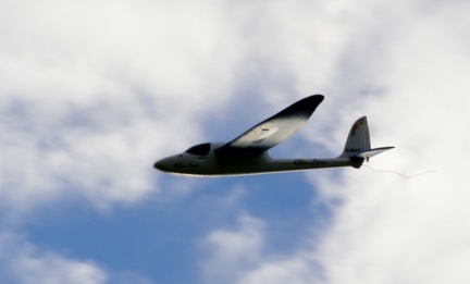 es 985